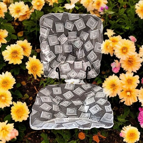 2 Mikasa Clear Glass Plates Side Frosted Square Design Geometric Salad Snack - Picture 12 of 16